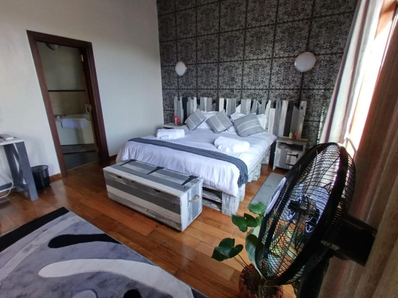 Florances Rest House Nairobi Exterior photo