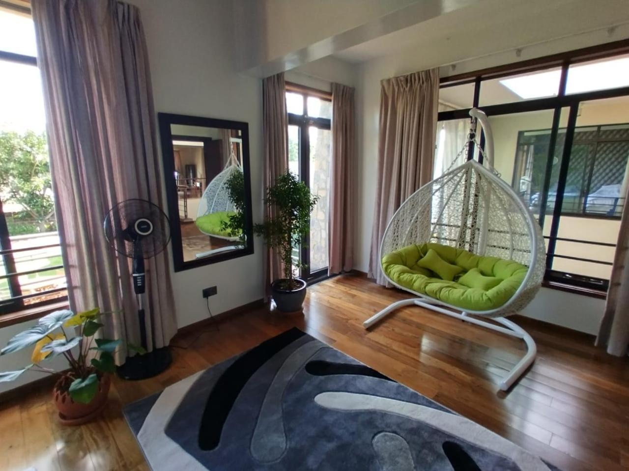 Florances Rest House Nairobi Exterior photo
